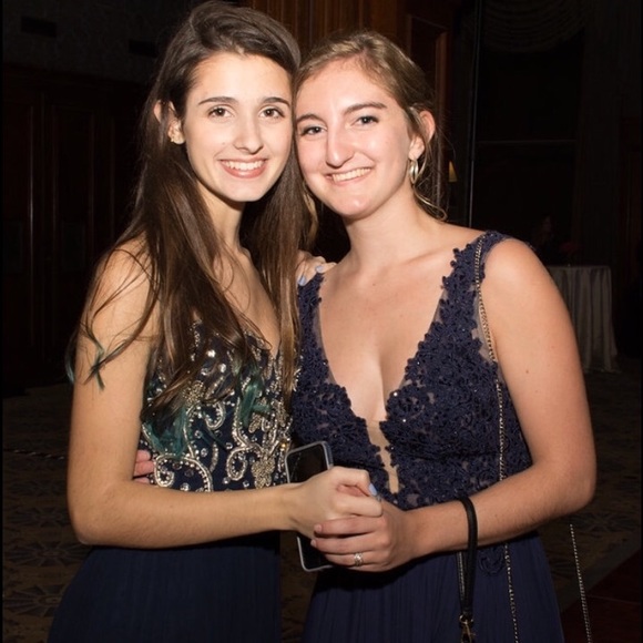 Meet your Posher, Chesaria - Picture 2 of 2