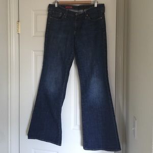 AG Adriano Goldschmied Jeans.