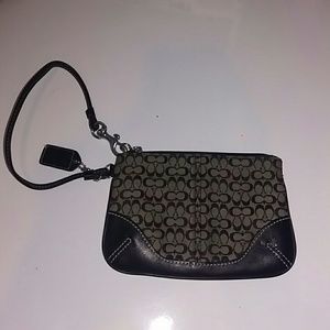 Wristlet