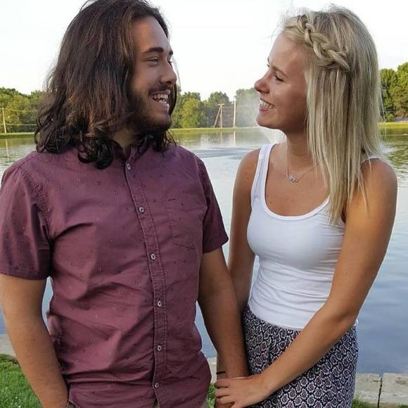 Meet your Posher, Casey