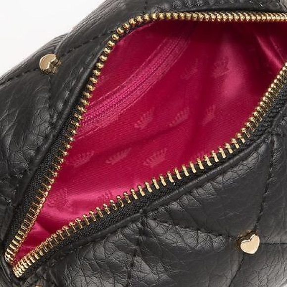 JUICY COUTURE Black Quilted Crossbody Bag - Picture 3 of 3