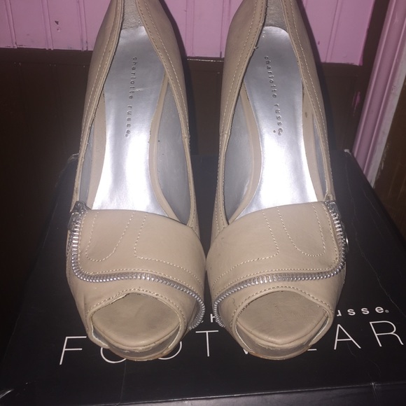 Zipper Heels - Picture 2 of 2