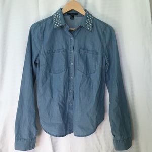 🌟Forever 21 denim button-down