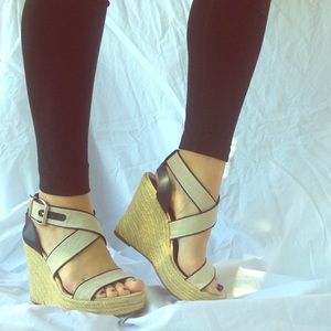 Jessica Simpson canvas strappy wedges