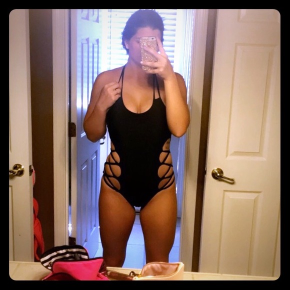 Other - One piece sexy swimsuit for any body type