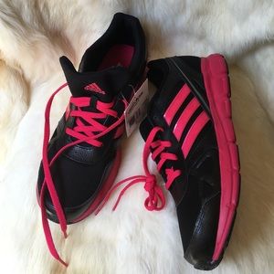 🌺SOLD🌺Adidas hyperFast K Running Shoes