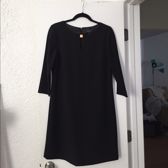 Tahari 3/4 sleeve Little black shift dress