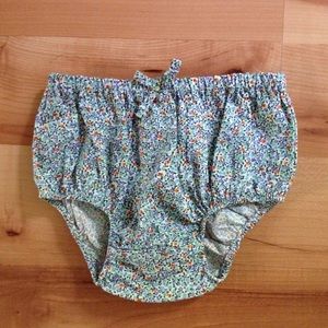 NWOT old navy floral bloomers 🌷