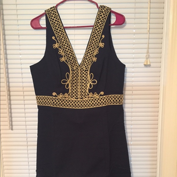 Lilly Aveline v-neck shift dress navy
