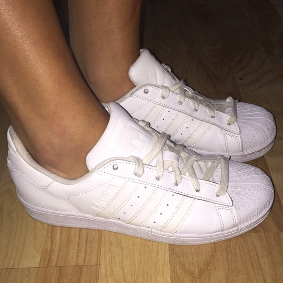 All white Adidas Originals Superstar- Men's size 7