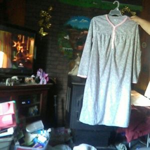 Nightgown