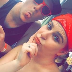 Meet your Posher, Desiree