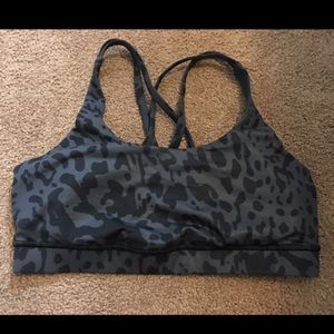 Lululemon Free to be bra!