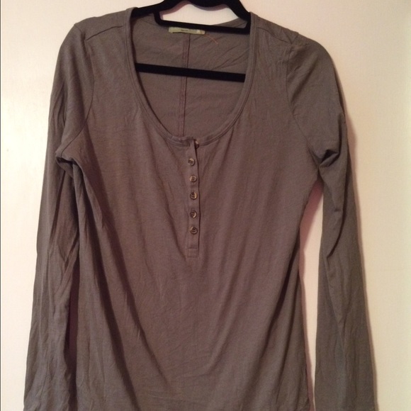 Alternative Apparel Long Sleeved Shirt