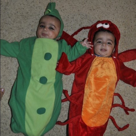 Pea pod Halloween costume