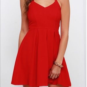 Never worn LULUS to the rescue red dress