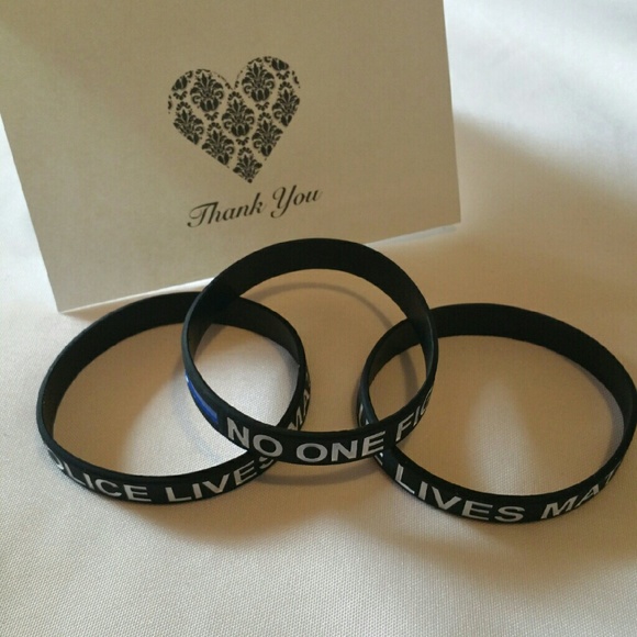 3 Silicon Bracelets - Picture 2 of 3