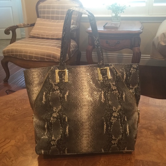 Steve Madden Handbag