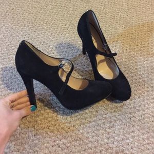 Guess Mary Jane Heels
