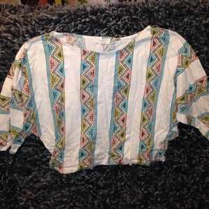 Wavy triangle shirt