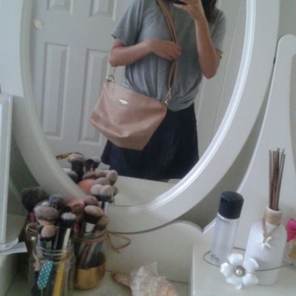 BCBG nude purse with removable straps