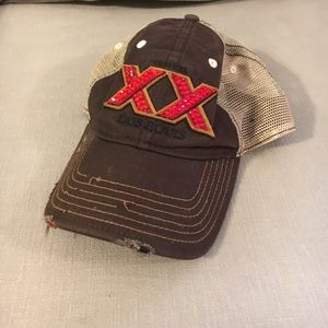Dos XX bling baseball hat