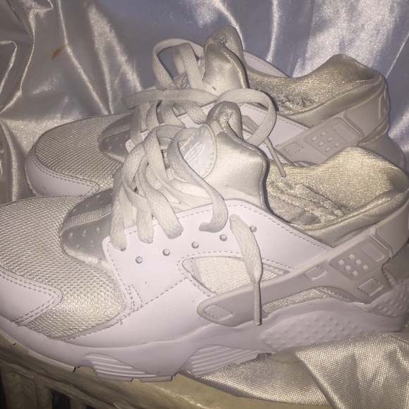Huaraches $55 thru pp