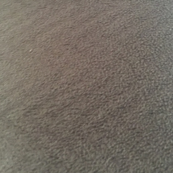 Meet your Posher, Erin - Picture 1 of 1