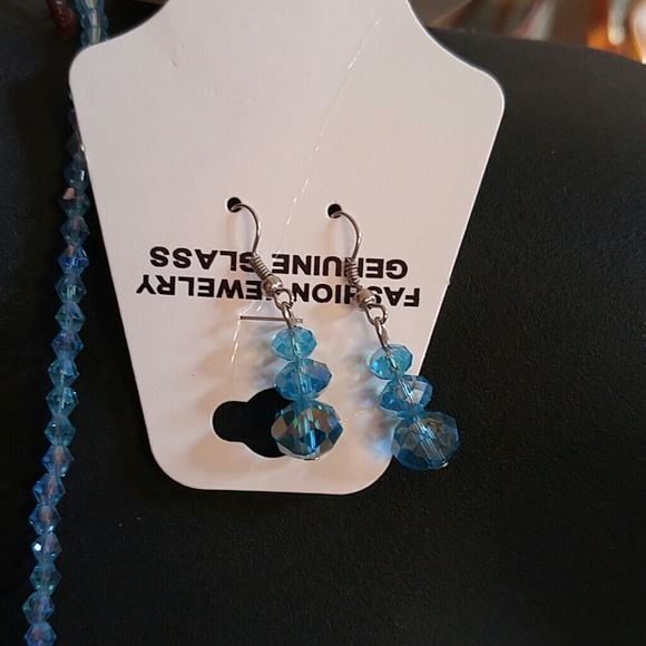 Blue Glass Jewelry Set - Picture 2 of 3