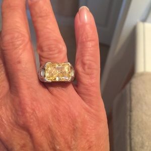Yellow topaz ring