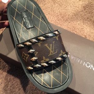 LV slides