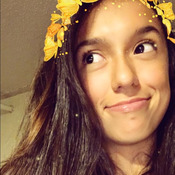 Meet your Posher, Izzy