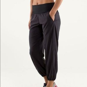 ⚡️⚡️NWT Om Lululemon Pants⚡️⚡️