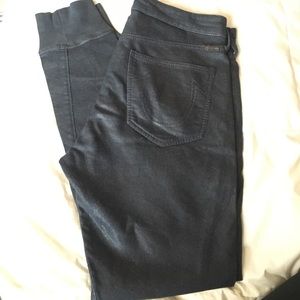 TRUE RELIGION JOGGERS!!