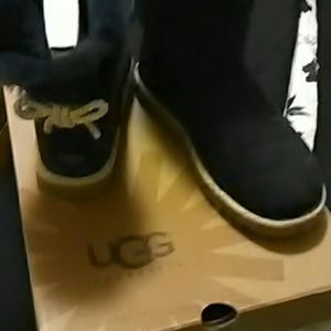 UGG BOOTS SZ 9