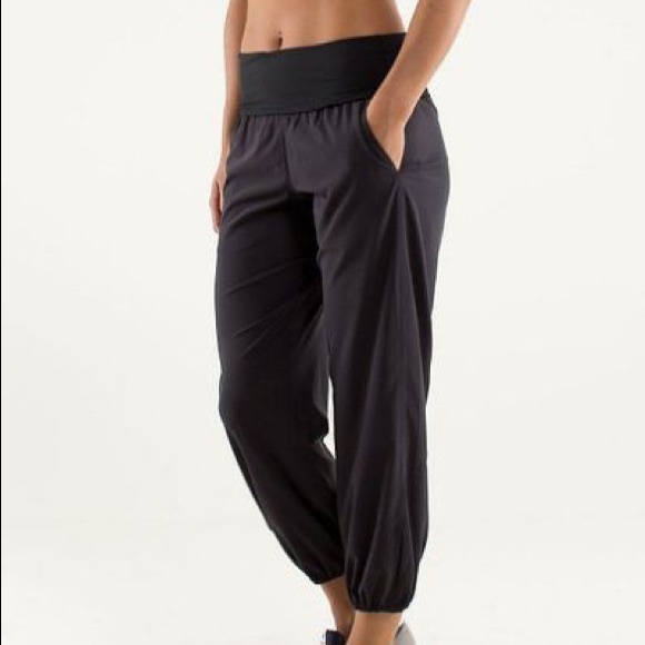 ⚡️⚡️NWT Lululemon Om Pant⚡️⚡️
