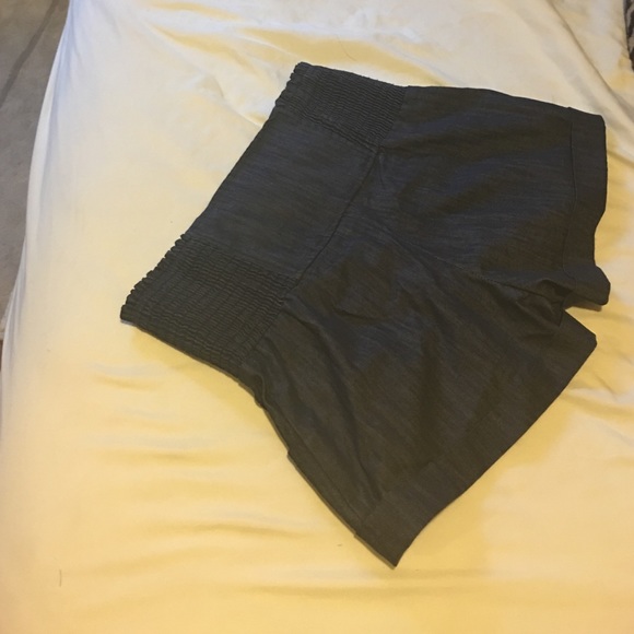 San Julian short - Picture 2 of 2