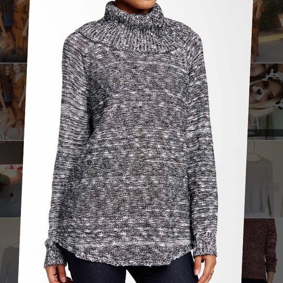 black & white turtleneck - Picture 1 of 1