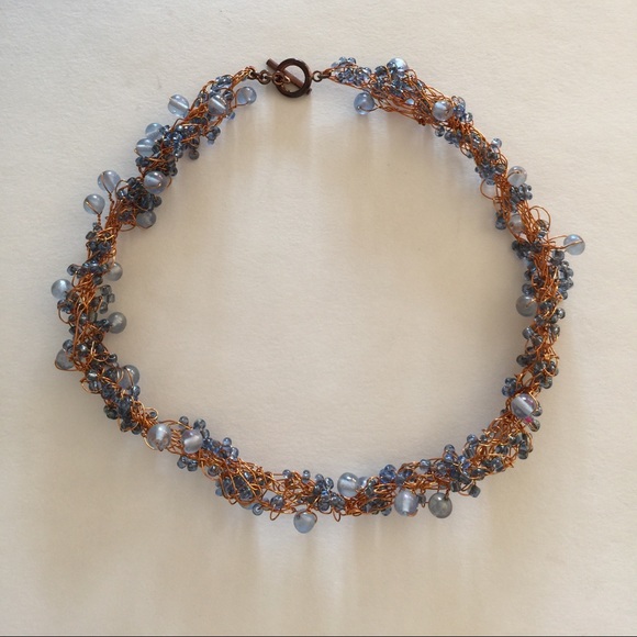 Jewelry - Bead and wire necklace-new!