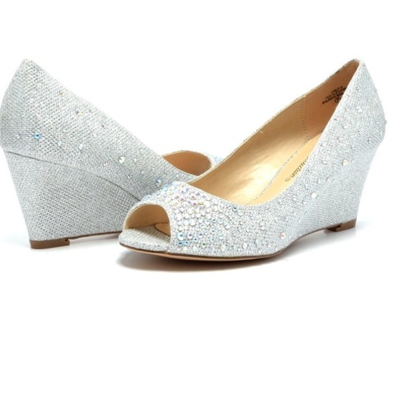 Jeweled wedges bling