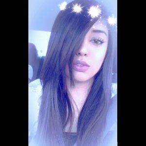 Meet your Posher, Lorraine