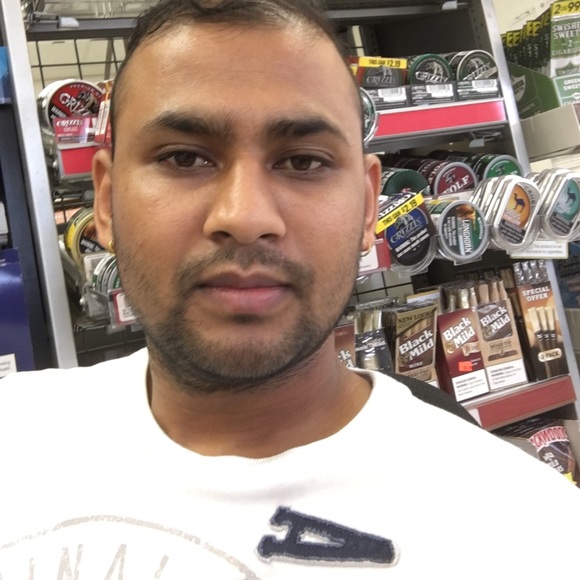 Meet your Posher, Dinesh - Picture 1 of 1
