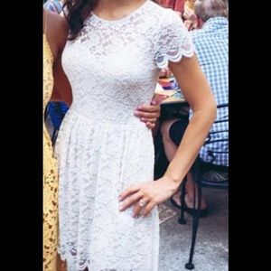 Express Lace Dress - Worn Once - Size 0
