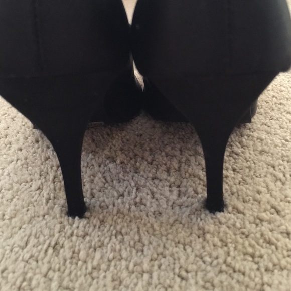 Forever 21 open toe heels Size 8 - Picture 4 of 4