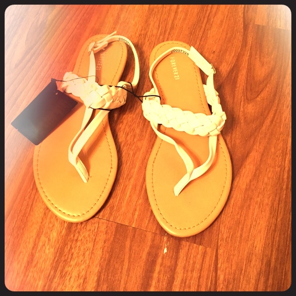 NWT sandals