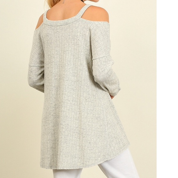 🔴Final Price 🔴 Small Shoulder Cut Out - Picture 4 of 4