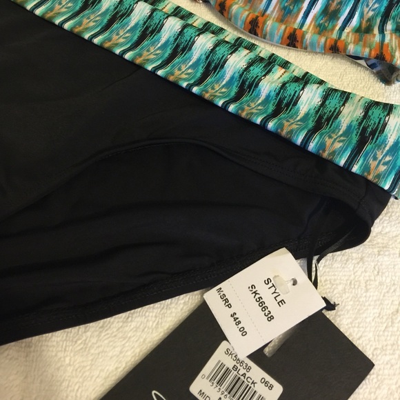 Skye 2 piece Bathing Suit - Picture 4 of 4