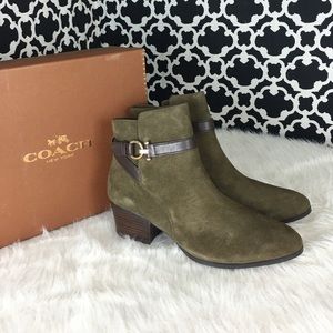 🆕LISTING Coach Paulina Fatigue Booties #70