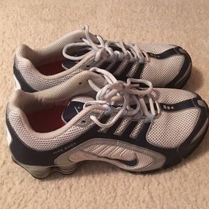 Nike shox