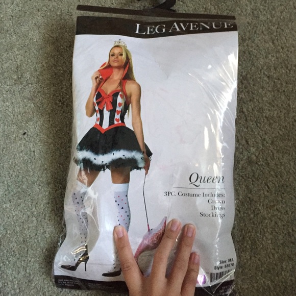Leg Avenue Queen of Hearts Halloween Costume